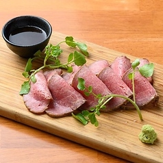 ARCHの自家製ローストビーフ