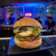 チキンバーガー