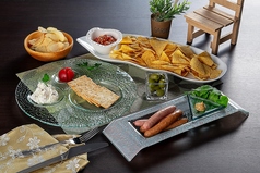 【香ばしさとスパイスが食欲をそそる絶妙な味わい】