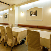 マイク・プロジェクタースクリーン・カラオケ完備！2階の宴会場では、マイク2本、プロジェクタースクリーン、カラオケを無料でご利用いただけます♪使用の場合は、必ずご予約時にお伝えいただくようお願い申し上げます。