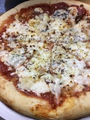 料理メニュー写真 アンチョビのピザ