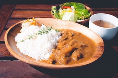 特製コク旨牛すじカレー