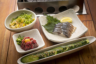 お酒が進む逸品も充実！こだわりの一品料理で乾杯を