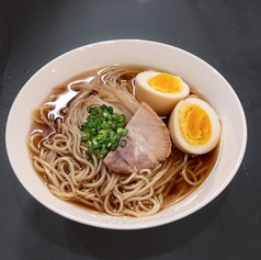 味玉半ラーメン