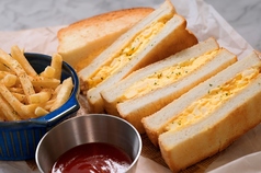 トーストたまごサンド