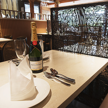 マザーインディア 表参道ヒルズ店の雰囲気1