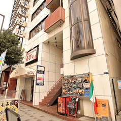 カラオケバー noomo 堺筋本町店の外観1