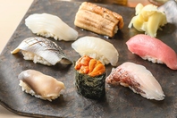 目の前で握る本格江戸前テイクアウトもご利用できます