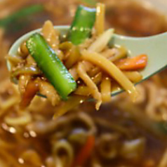 ザーサイロース麺