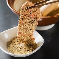 【風味際立つ】焼肉専用の特製「焙煎ごま」は必食！