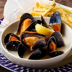 ムールフリット　～ムール貝のレモンクリーム蒸しとポテトフライ～