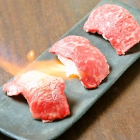 肉厚で新鮮な『肉寿司』が人気！