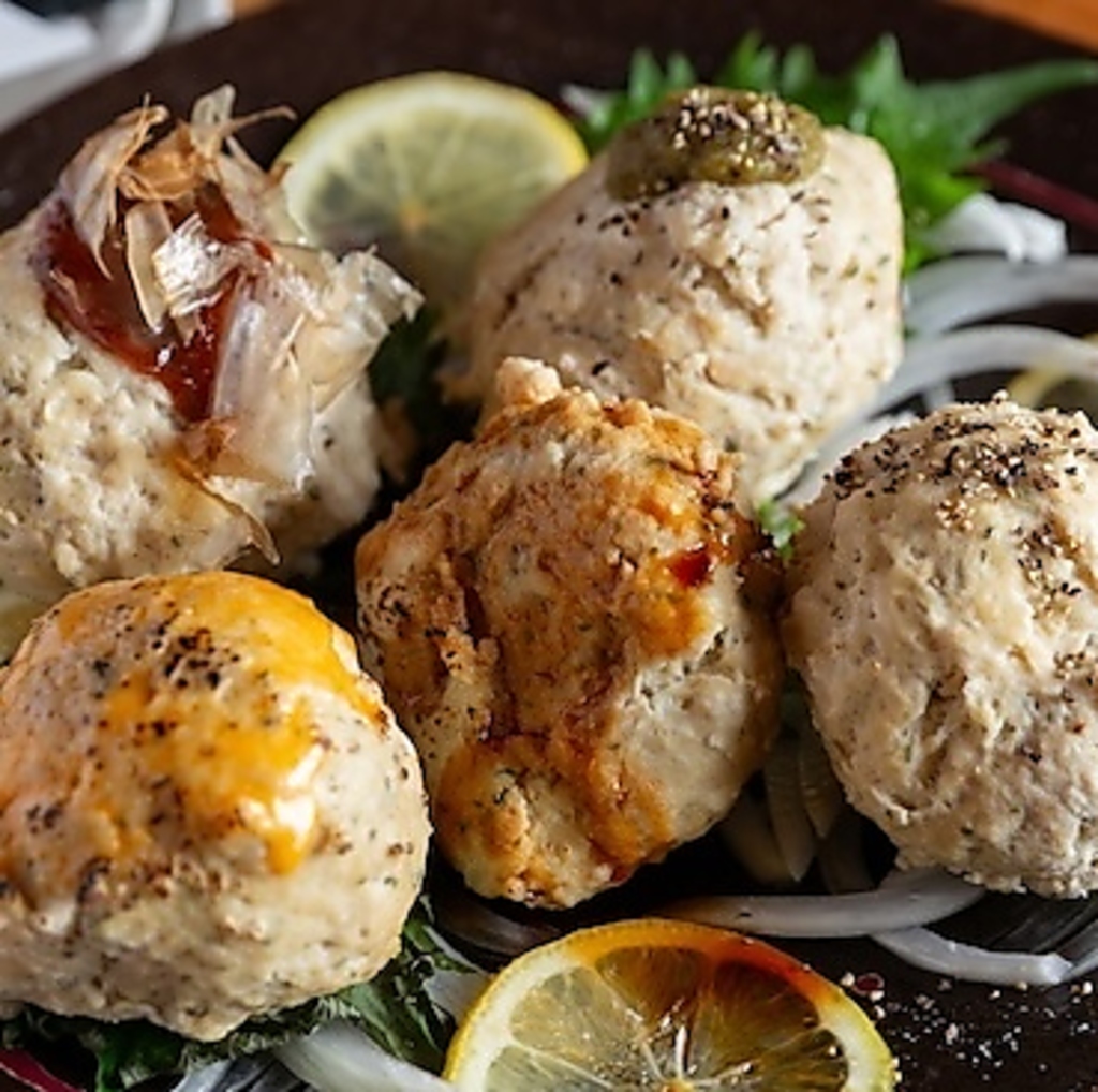 当店で仕込む【自家製つくね】が大人気♪