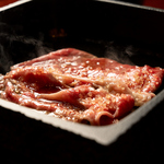 当店オリジナル、ザラメをかけて焼く斬新なスタイル