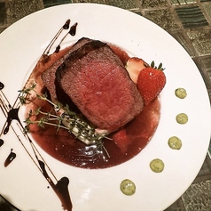 とちおとめ牛霜降りもも肉タリアータ 赤ワインマルサラソース