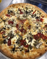 自家製生地のNY Pizza！