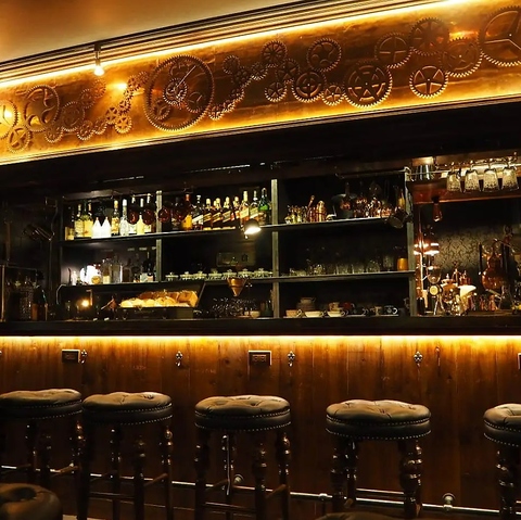 葭川公園駅1分◆本格珈琲や紅茶、洋酒やスウィーツを夜まで楽しめる英国風カフェ&バー