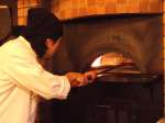石窯で焼き上げるピッツァ職人による本物のナポリピッツァを是非！