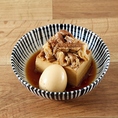 煮玉子入りの肉豆冨。あっさりとした煮込みです。