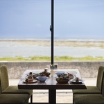 アメリカ西海岸の雰囲気に琉球らしさを取り入れた石垣島の隠れ家創作料理ダイニングレストランです！