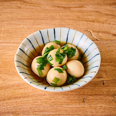 うずらのたまごニラ醤油漬け