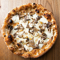 クアトロ フンギ