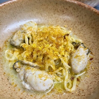 手打ちタリオリーニ　牡蛎　唐墨