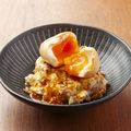 料理メニュー写真&nbsp;・陣yaのポテサラ味玉のせ