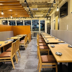 三好酒家 GEMSなんば店の雰囲気1