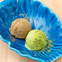 知覧茶の抹茶とほうじ茶薫るアイス食べ比べ