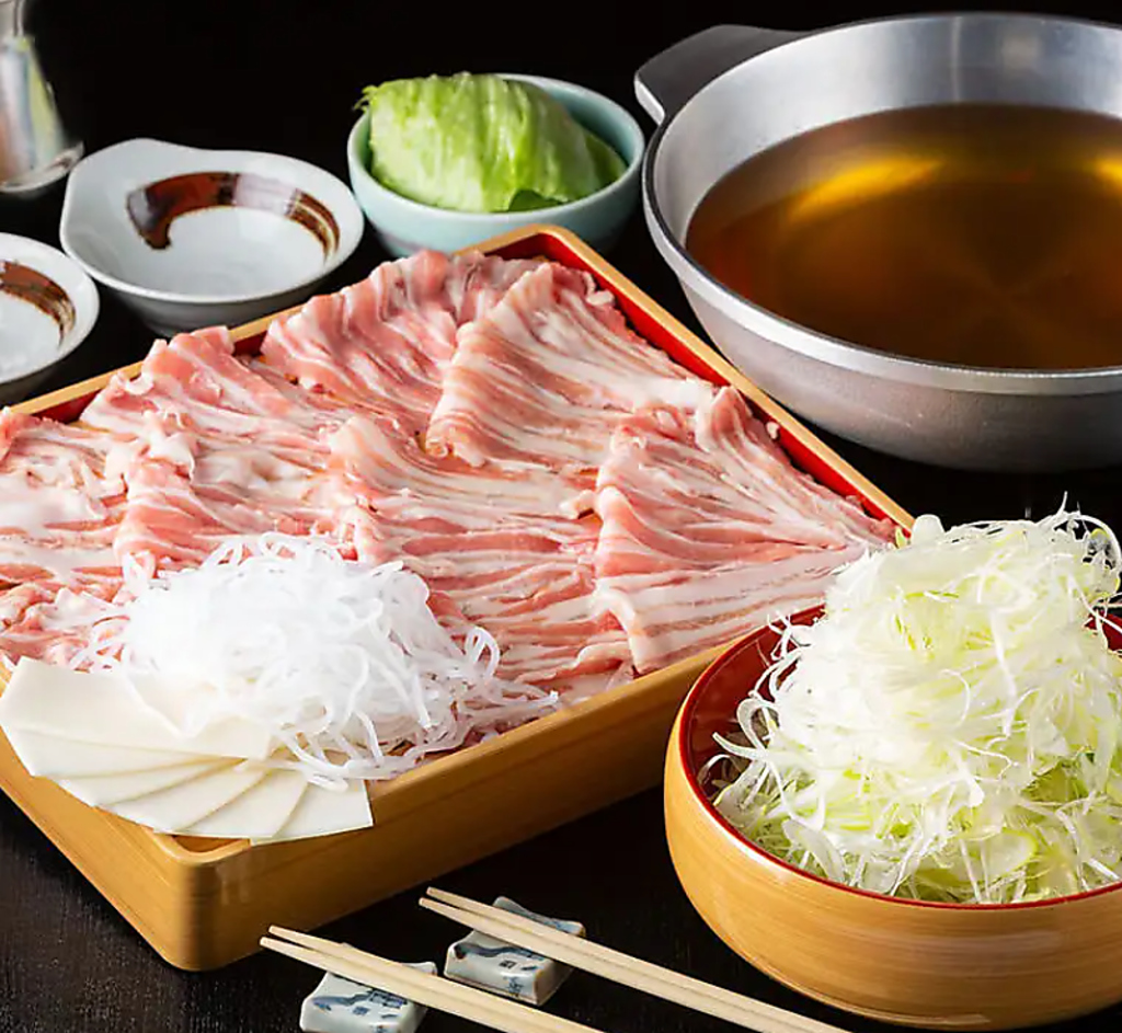 当店自慢の「きなこ豚の葱しゃぶコース」は飲み放題付でメインの葱しゃぶと小鉢やお造りを楽しめる☆