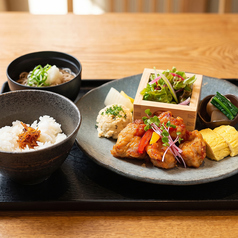 Foods bar 栞屋のおすすめランチ2