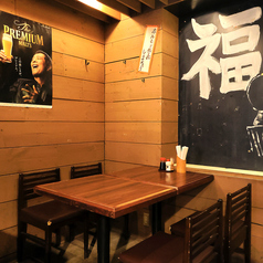 【4人様でのご利用席】ちょっとしたお食事や飲み会にご利用下さい!