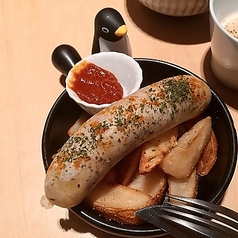 ドイツで食べたずるいソーセージ　ポテトつき