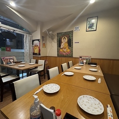 アジアン酒場 サガルマタ 曳舟店の雰囲気1