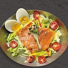 サーモンサラダ