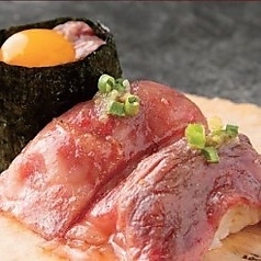 伝説の肉寿司三貫セット