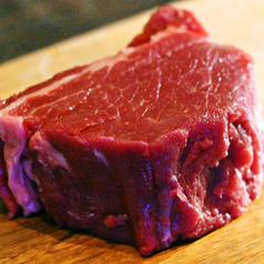 特大、牛フィレ　肉塊ステーキ　300g