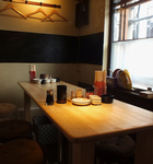 落ち着いた雰囲気の店内でゆっくりとした時間を楽しむ