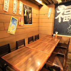 【テーブルをくっつけて6人席にも】人数に合わせて席をご用意します!