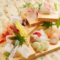 新鮮な海鮮、旬の食材を使用した本格割烹料理がリーズナブルなお値段でお愉しみいただけます。
