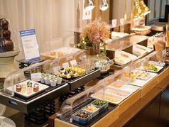 アパホテル〈金沢駅前〉では「THE BREAKFAST STANDARD」をご提供しています。