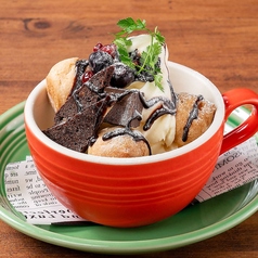 生チョコ&ブラウニーのソフトクリームサンデー