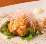 スペインビールの衣をまとったアナゴのスパイスフリット