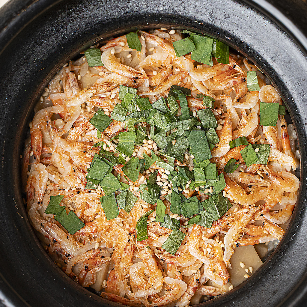 大橋で焼き鳥といえば★自由鳥・フリーバード!!海辺でBBQを連想させるおしゃれ空間♪個室席完備!!