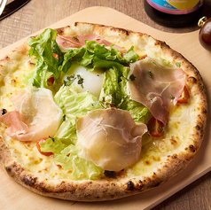 生ハムたっぷりサラダ/クアトロフォルマッジ