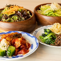 焼肉のお供に！絶品キムチとナムル