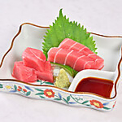 まぐろ相盛り合わせ/桜ユッケ/国産赤鶏ももタタキ /よだれ鶏/棒棒鶏 各