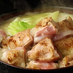 コラーゲンたっぷり！博多水炊き鍋※2人前～　1人前1800円【九州熱中屋　関内LIVE】