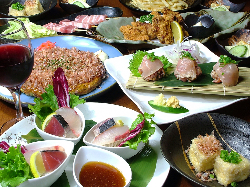 オススメ料理8品(飲み放題付♪)2500円は安い！旨い！谷山で人気の理由がココにあり★